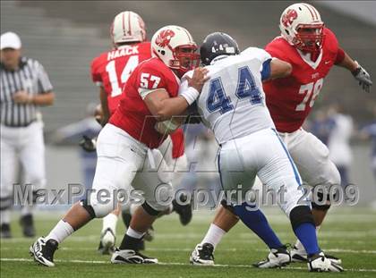 Thumbnail 3 in New Braunfels vs. Katy (Texas 5A D2 Semifinals) photogallery.