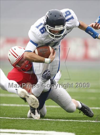 Thumbnail 3 in New Braunfels vs. Katy (Texas 5A D2 Semifinals) photogallery.