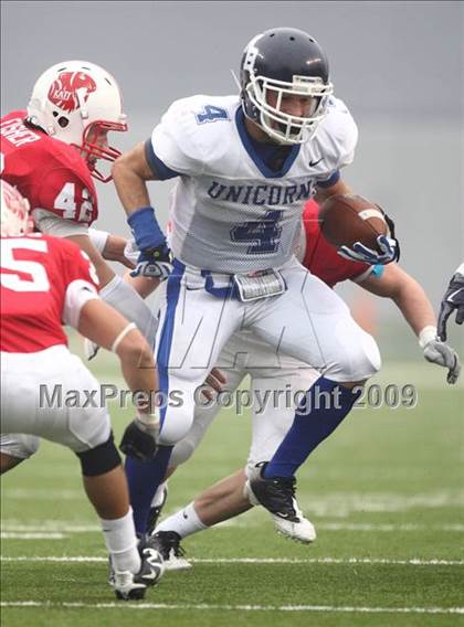 Thumbnail 2 in New Braunfels vs. Katy (Texas 5A D2 Semifinals) photogallery.