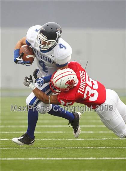 Thumbnail 2 in New Braunfels vs. Katy (Texas 5A D2 Semifinals) photogallery.