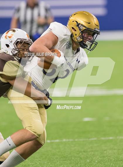 Thumbnail 2 in Fort Wayne Bishop Dwenger vs Evansville Central (IHSAA 4A Final) photogallery.