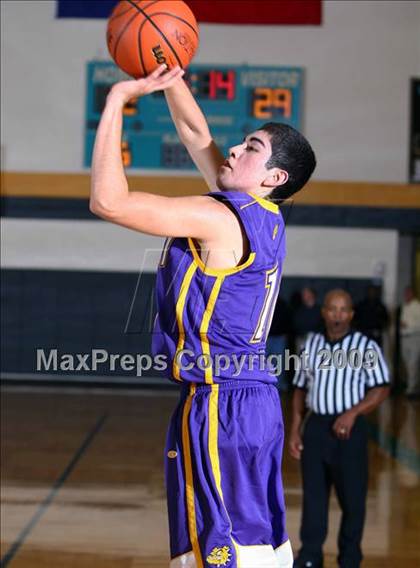 Thumbnail 1 in Pasadena Memorial vs. McAllen (McDonalds Texas Invitational) photogallery.