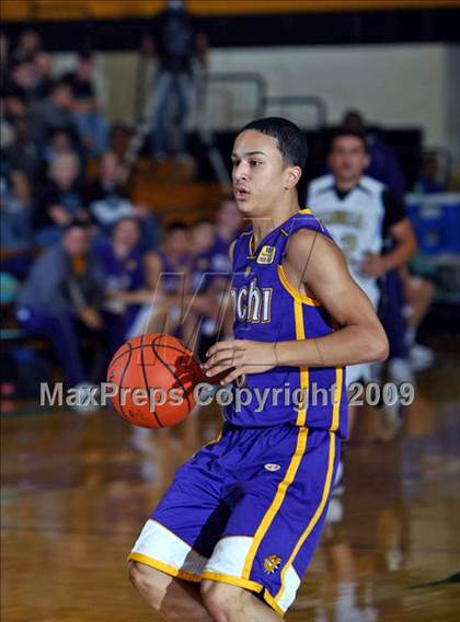 Thumbnail 2 in Pasadena Memorial vs. McAllen (McDonalds Texas Invitational) photogallery.