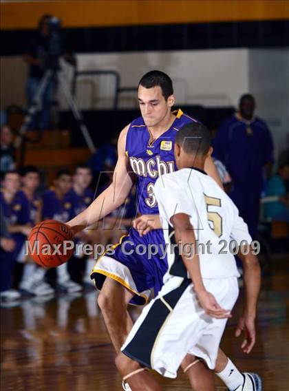 Thumbnail 1 in Pasadena Memorial vs. McAllen (McDonalds Texas Invitational) photogallery.