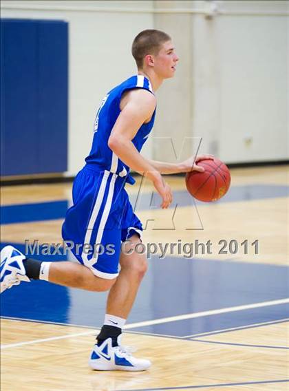 Thumbnail 2 in MacArthur @ Jay photogallery.