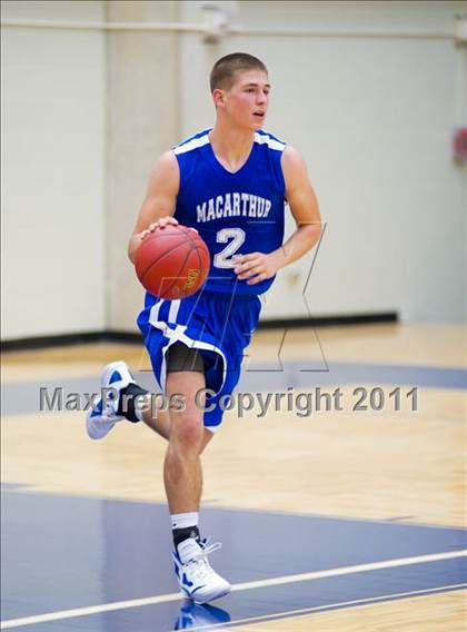 Thumbnail 2 in MacArthur @ Jay photogallery.