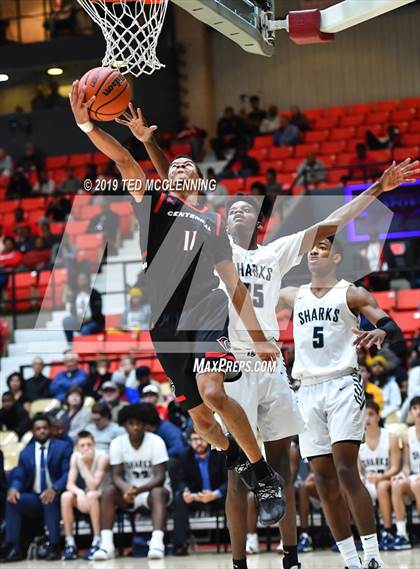 Thumbnail 2 in Centennial vs. University photogallery.
