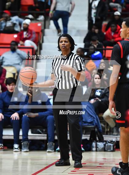 Thumbnail 2 in Centennial vs. University photogallery.