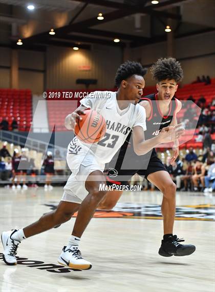 Thumbnail 3 in Centennial vs. University photogallery.