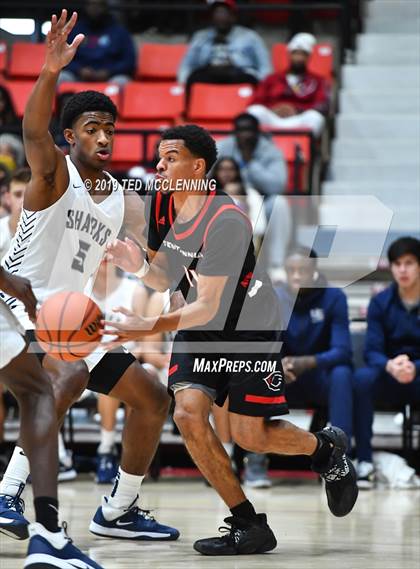 Thumbnail 2 in Centennial vs. University photogallery.
