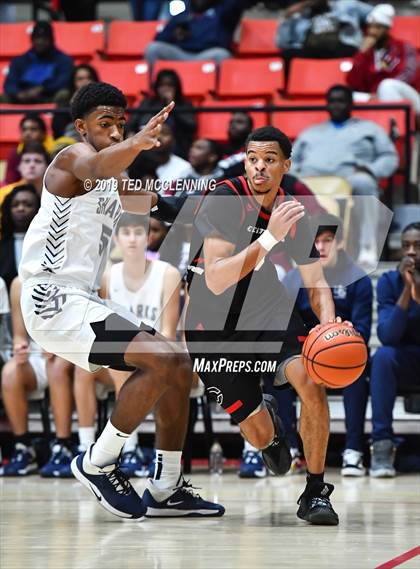 Thumbnail 1 in Centennial vs. University photogallery.