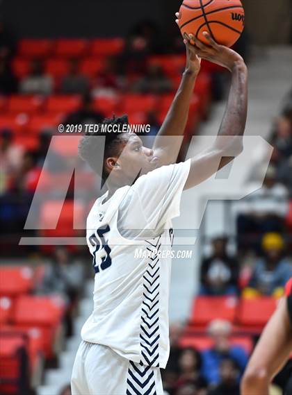 Thumbnail 2 in Centennial vs. University photogallery.