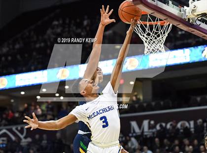 Thumbnail 2 in Springfield Catholic vs McEachern (Bass Pro Shop Tournament of Champions) photogallery.
