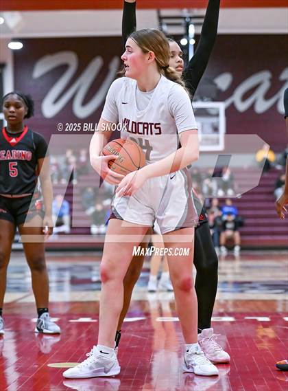 Thumbnail 3 in Reading @ Mechanicsburg (PIAA 6A Round 1) photogallery.