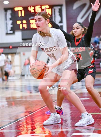 Thumbnail 3 in Reading @ Mechanicsburg (PIAA 6A Round 1) photogallery.