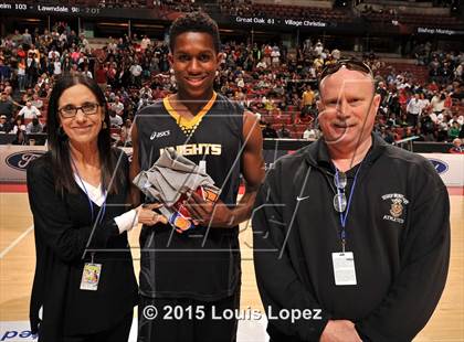 Thumbnail 1 in Bishop Montgomery vs. Etiwanda (CIF SS Open Division Final) photogallery.