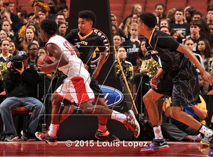 Thumbnail 3 in Bishop Montgomery vs. Etiwanda (CIF SS Open Division Final) photogallery.