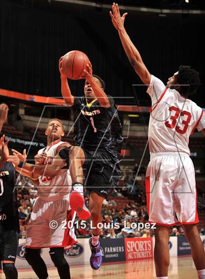 Thumbnail 1 in Bishop Montgomery vs. Etiwanda (CIF SS Open Division Final) photogallery.