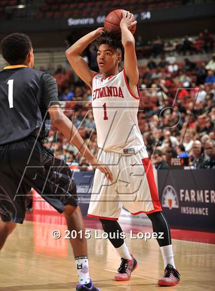 Thumbnail 2 in Bishop Montgomery vs. Etiwanda (CIF SS Open Division Final) photogallery.