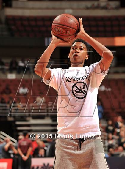 Thumbnail 3 in Bishop Montgomery vs. Etiwanda (CIF SS Open Division Final) photogallery.