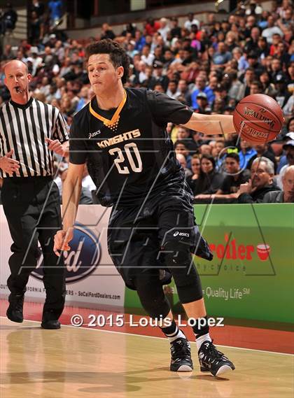 Thumbnail 2 in Bishop Montgomery vs. Etiwanda (CIF SS Open Division Final) photogallery.