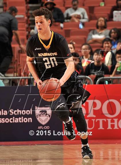 Thumbnail 1 in Bishop Montgomery vs. Etiwanda (CIF SS Open Division Final) photogallery.