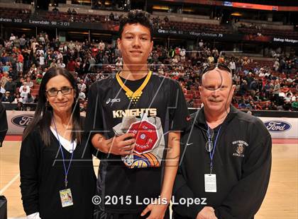 Thumbnail 1 in Bishop Montgomery vs. Etiwanda (CIF SS Open Division Final) photogallery.