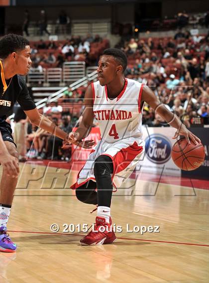Thumbnail 1 in Bishop Montgomery vs. Etiwanda (CIF SS Open Division Final) photogallery.