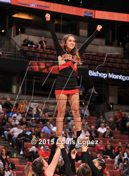 Thumbnail 3 in Bishop Montgomery vs. Etiwanda (CIF SS Open Division Final) photogallery.