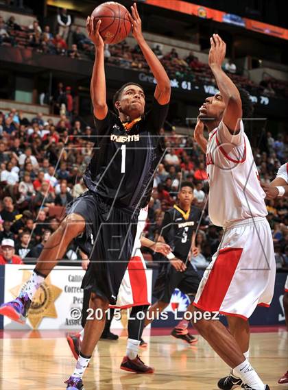 Thumbnail 2 in Bishop Montgomery vs. Etiwanda (CIF SS Open Division Final) photogallery.