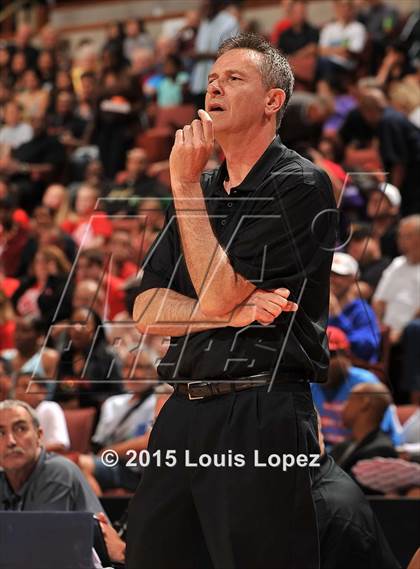Thumbnail 2 in Bishop Montgomery vs. Etiwanda (CIF SS Open Division Final) photogallery.