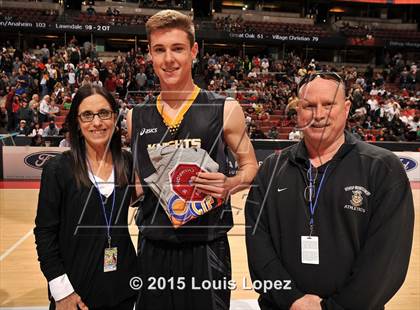 Thumbnail 2 in Bishop Montgomery vs. Etiwanda (CIF SS Open Division Final) photogallery.
