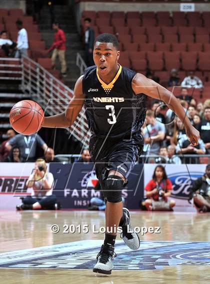 Thumbnail 1 in Bishop Montgomery vs. Etiwanda (CIF SS Open Division Final) photogallery.