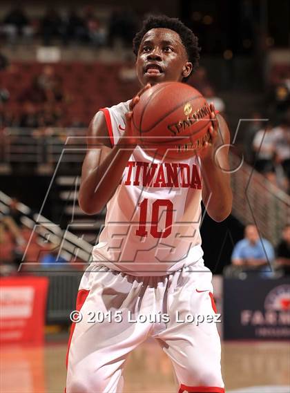 Thumbnail 1 in Bishop Montgomery vs. Etiwanda (CIF SS Open Division Final) photogallery.