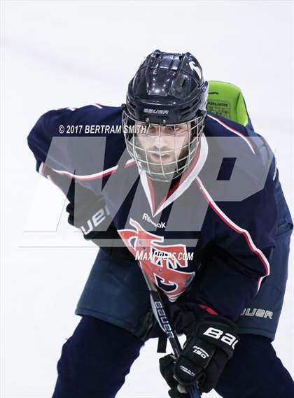 Thumbnail 2 in Pelham Memorial vs. St. Lawrence Central (NYSPHSAA Division 2 Final) photogallery.