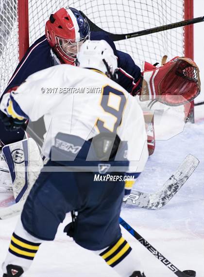 Thumbnail 1 in Pelham Memorial vs. St. Lawrence Central (NYSPHSAA Division 2 Final) photogallery.