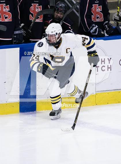 Thumbnail 3 in Pelham Memorial vs. St. Lawrence Central (NYSPHSAA Division 2 Final) photogallery.