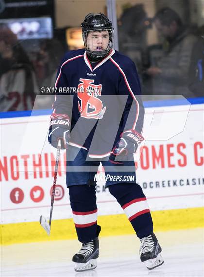 Thumbnail 3 in Pelham Memorial vs. St. Lawrence Central (NYSPHSAA Division 2 Final) photogallery.