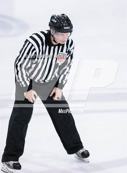 Thumbnail 3 in Pelham Memorial vs. St. Lawrence Central (NYSPHSAA Division 2 Final) photogallery.