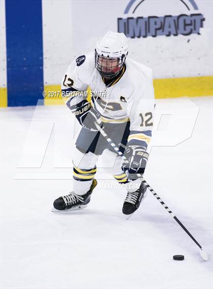 Thumbnail 3 in Pelham Memorial vs. St. Lawrence Central (NYSPHSAA Division 2 Final) photogallery.