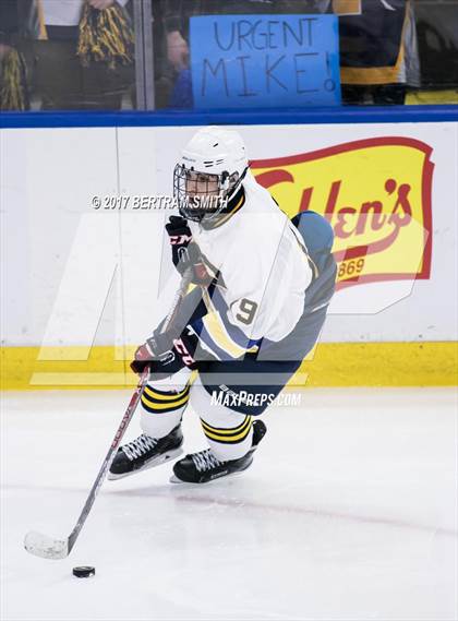 Thumbnail 2 in Pelham Memorial vs. St. Lawrence Central (NYSPHSAA Division 2 Final) photogallery.