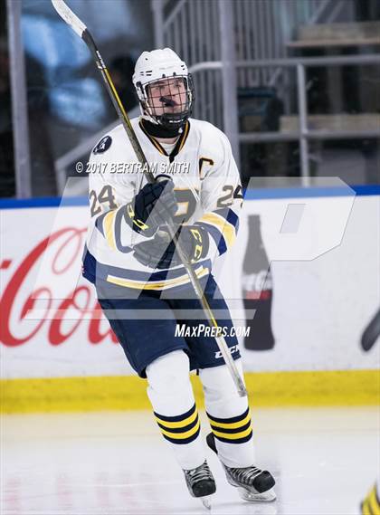 Thumbnail 3 in Pelham Memorial vs. St. Lawrence Central (NYSPHSAA Division 2 Final) photogallery.