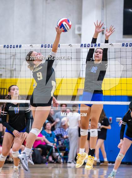 Thumbnail 2 in Calabasas @ Agoura photogallery.