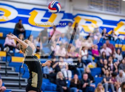 Thumbnail 2 in Calabasas @ Agoura photogallery.