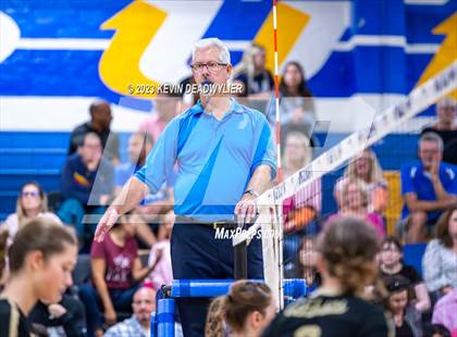Thumbnail 2 in Calabasas @ Agoura photogallery.