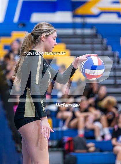 Thumbnail 3 in Calabasas @ Agoura photogallery.
