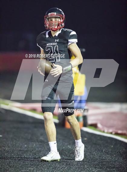 Thumbnail 1 in Kettle Moraine vs. Muskego photogallery.