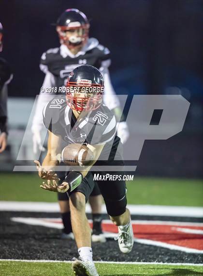 Thumbnail 2 in Kettle Moraine vs. Muskego photogallery.