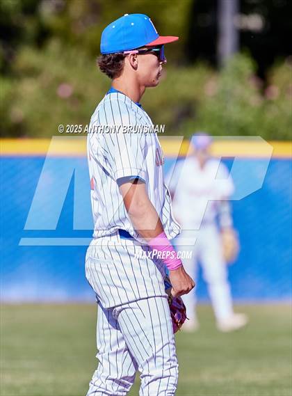 Thumbnail 1 in Del Oro @ Folsom photogallery.