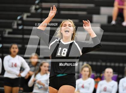 Thumbnail 1 in Bowie @ Vandegrift photogallery.